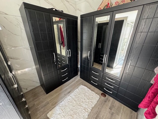 5 Bedroom Property for Sale in Edleen Gauteng