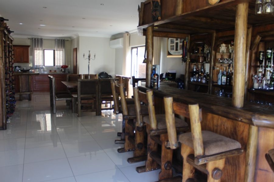 5 Bedroom Property for Sale in Centurion Golf Estate Gauteng