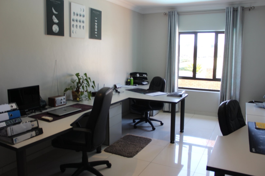 5 Bedroom Property for Sale in Centurion Golf Estate Gauteng