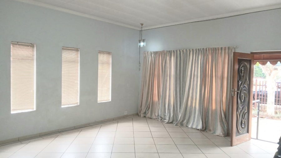 4 Bedroom Property for Sale in Parktown Estate Gauteng