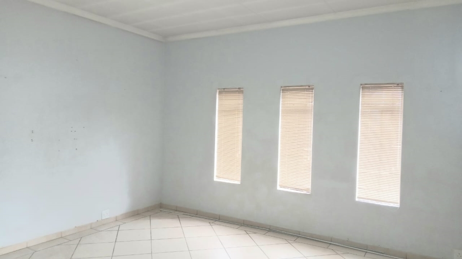 4 Bedroom Property for Sale in Parktown Estate Gauteng