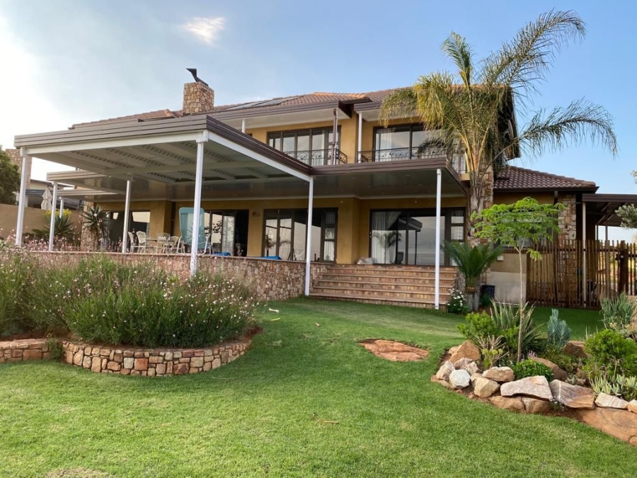 4 Bedroom Property for Sale in Aquavista Mountain Estate Gauteng