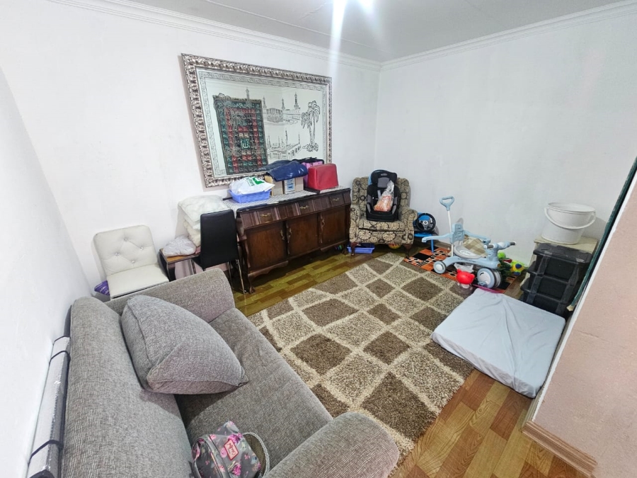 2 Bedroom Property for Sale in Eldoraigne Gauteng