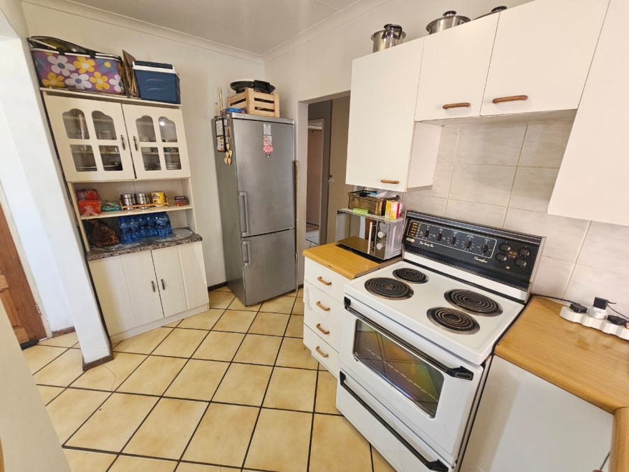 2 Bedroom Property for Sale in Eldoraigne Gauteng