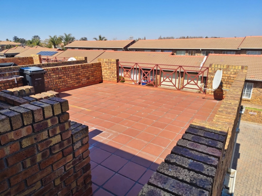 2 Bedroom Property for Sale in Bartlett Gauteng
