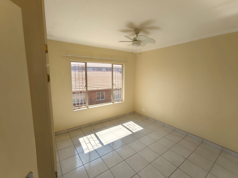2 Bedroom Property for Sale in Bartlett Gauteng
