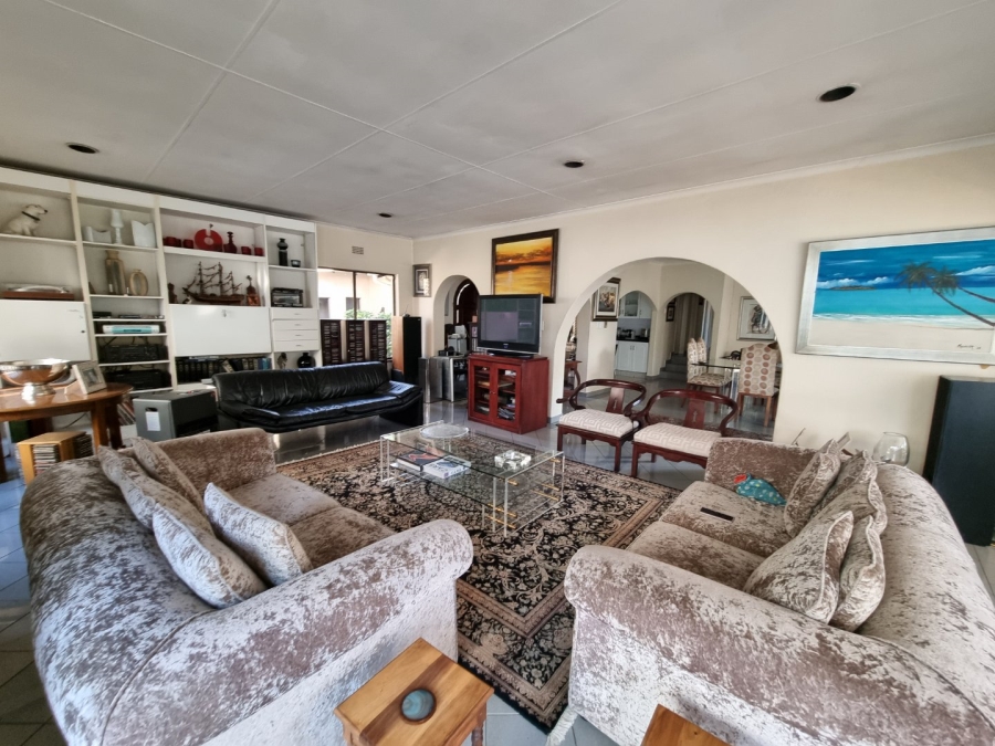 To Let 4 Bedroom Property for Rent in Bedfordview Gauteng