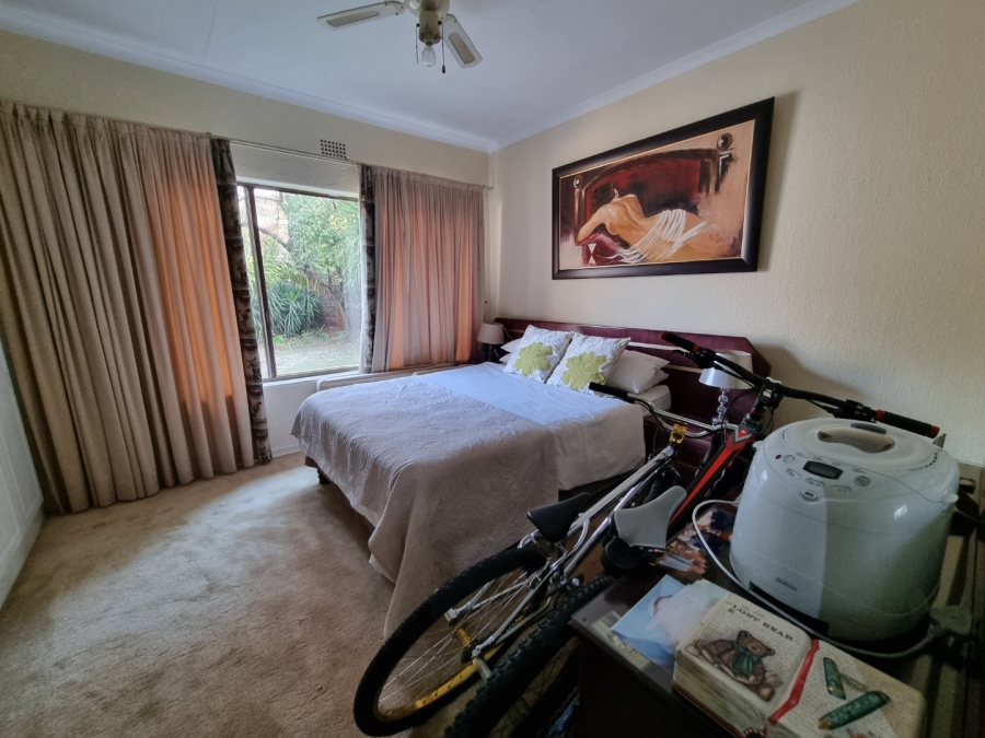 To Let 4 Bedroom Property for Rent in Bedfordview Gauteng