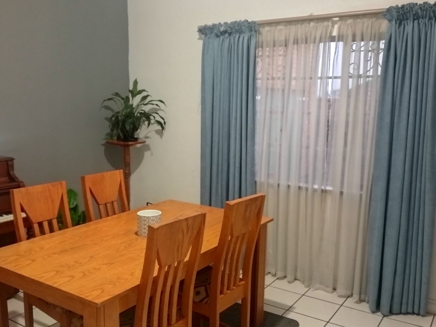4 Bedroom Property for Sale in Parkdene Gauteng