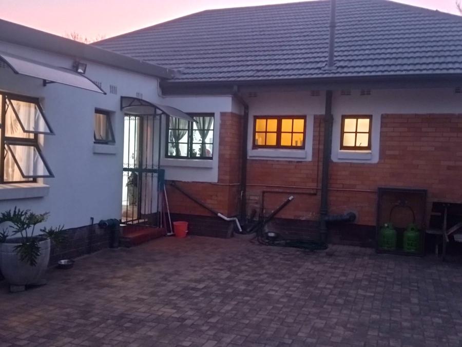 4 Bedroom Property for Sale in Parkdene Gauteng