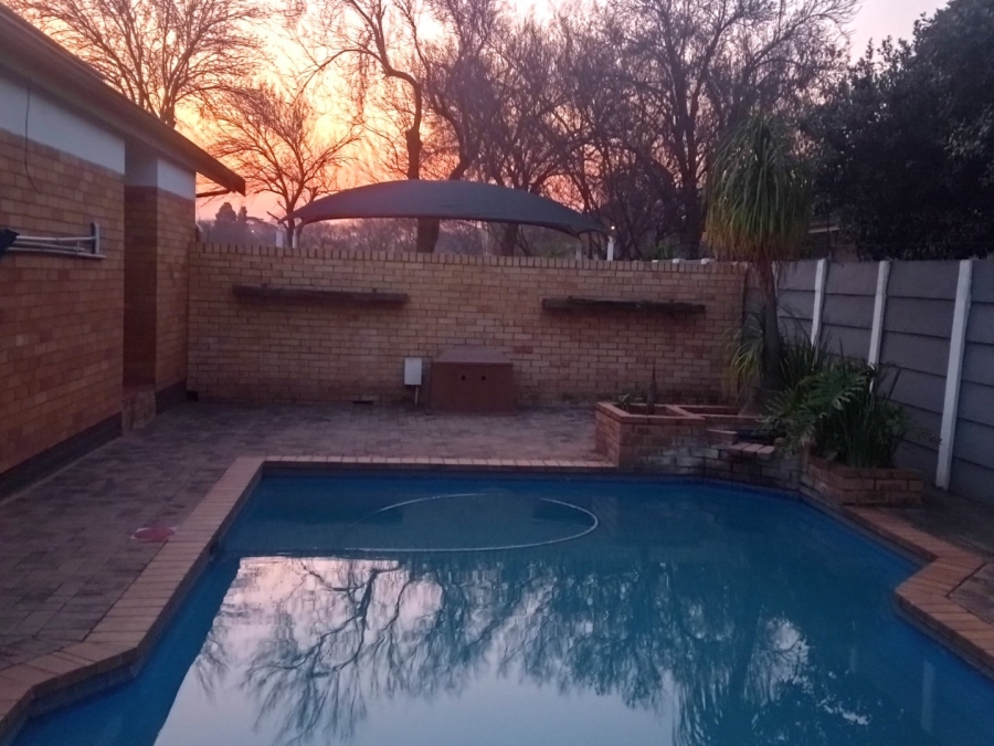 4 Bedroom Property for Sale in Parkdene Gauteng