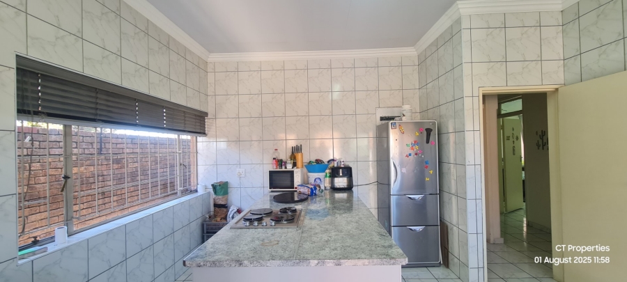 4 Bedroom Property for Sale in Parkdene Gauteng