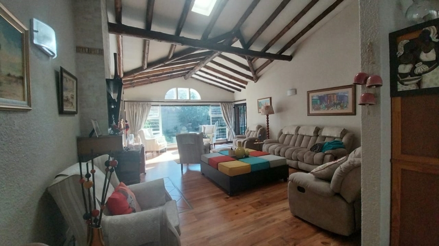 3 Bedroom Property for Sale in Bassonia Gauteng