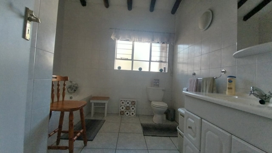 3 Bedroom Property for Sale in Bassonia Gauteng