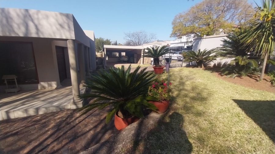 3 Bedroom Property for Sale in Bassonia Gauteng