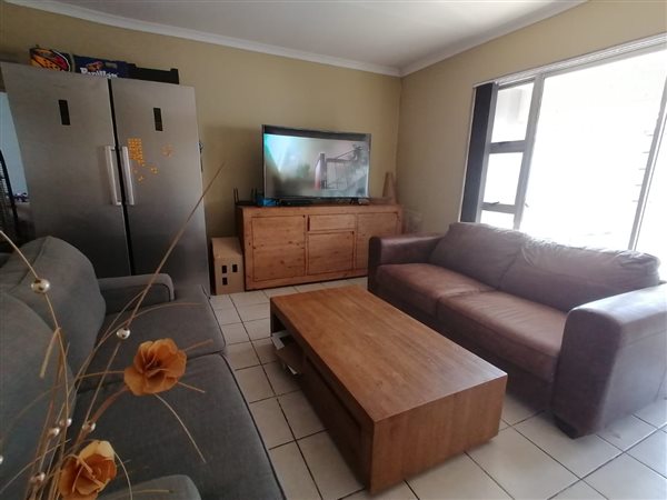 2 Bedroom Property for Sale in Bardene Gauteng