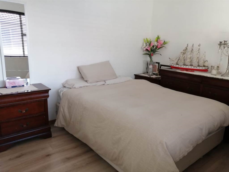 2 Bedroom Property for Sale in Bardene Gauteng