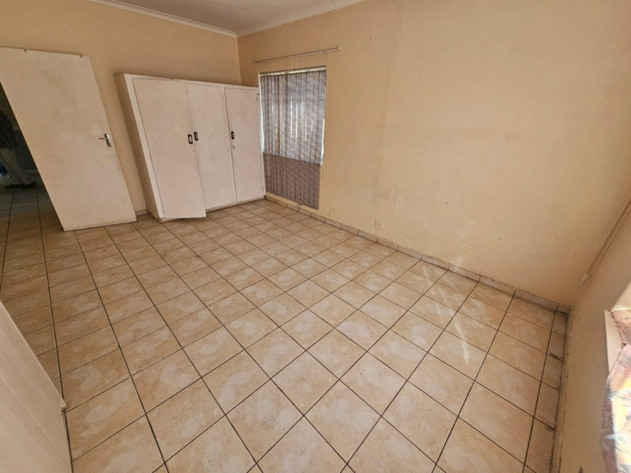 To Let 3 Bedroom Property for Rent in Laudium Gauteng