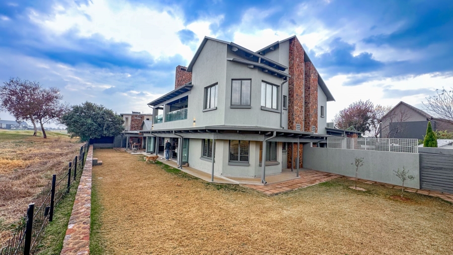 6 Bedroom Property for Sale in Serengeti Lifestyle Estate Gauteng