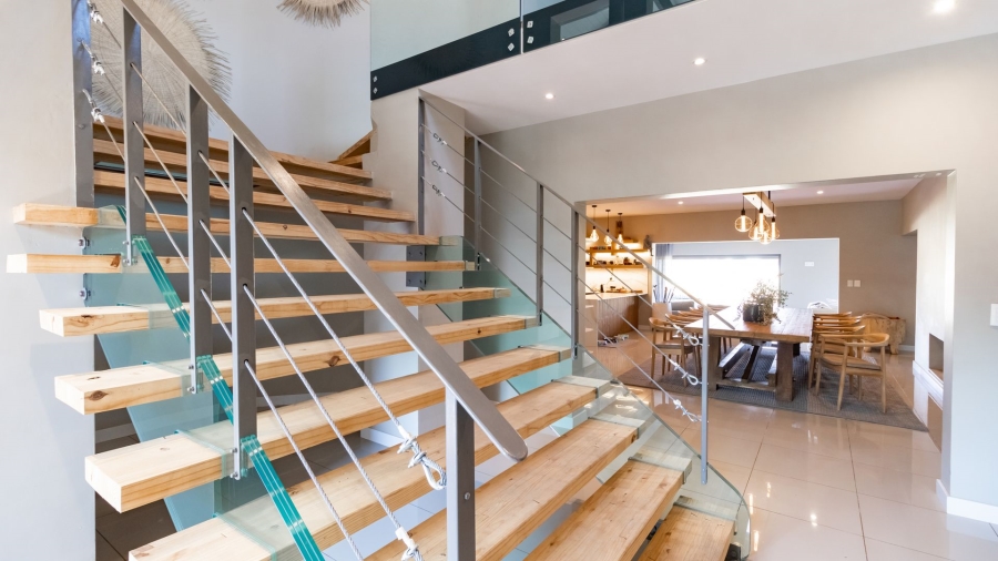 6 Bedroom Property for Sale in Serengeti Lifestyle Estate Gauteng