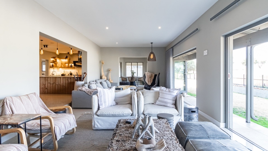 6 Bedroom Property for Sale in Serengeti Lifestyle Estate Gauteng
