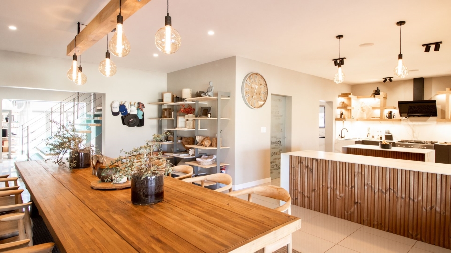6 Bedroom Property for Sale in Serengeti Lifestyle Estate Gauteng