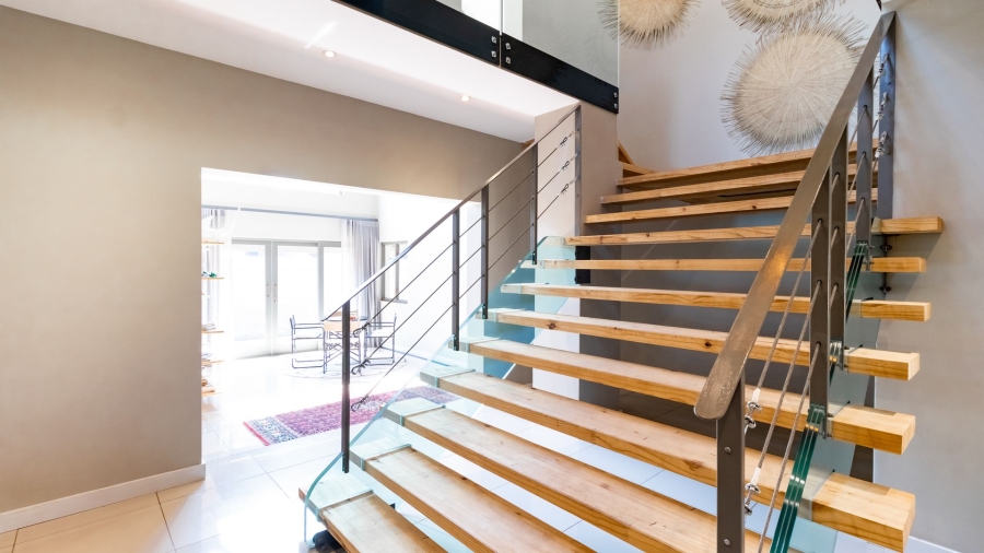 6 Bedroom Property for Sale in Serengeti Lifestyle Estate Gauteng