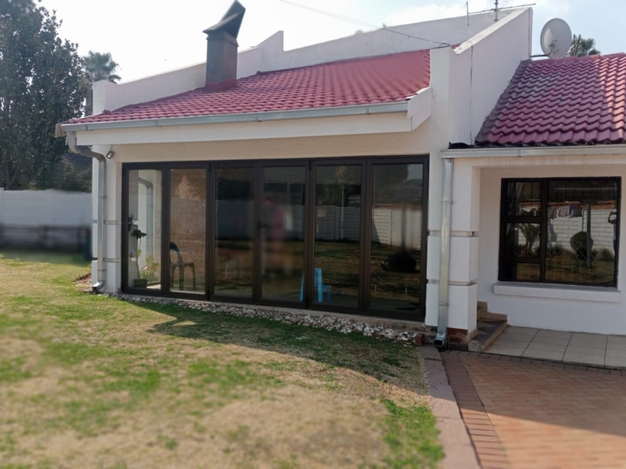 4 Bedroom Property for Sale in Sunward Park Gauteng