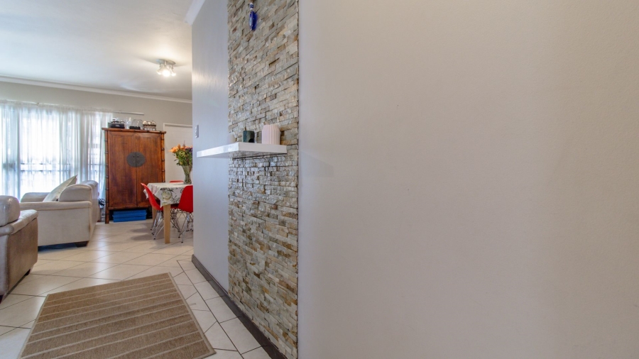 2 Bedroom Property for Sale in Meyersdal Gauteng