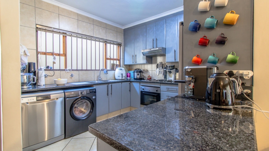 2 Bedroom Property for Sale in Meyersdal Gauteng