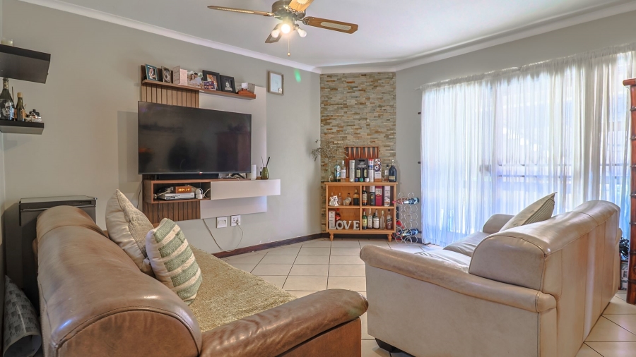 2 Bedroom Property for Sale in Meyersdal Gauteng