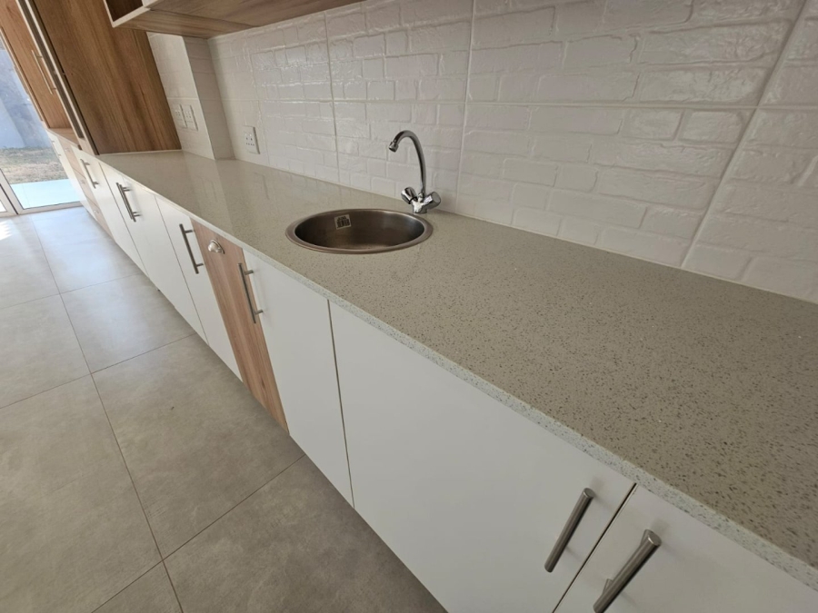5 Bedroom Property for Sale in Wierda Park Gauteng