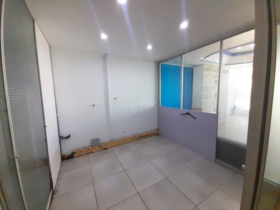 To Let commercial Property for Rent in Northcliff Gauteng