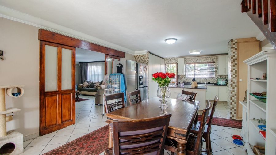 3 Bedroom Property for Sale in Bonaero Park Gauteng