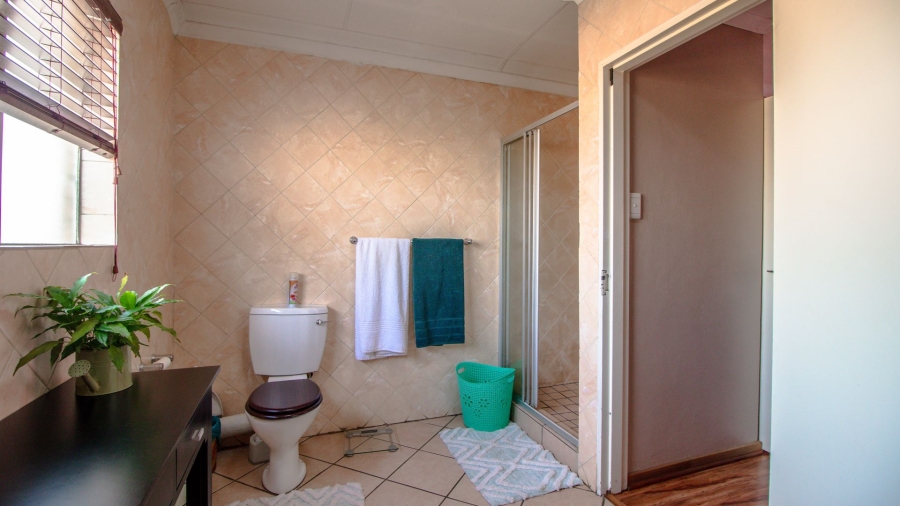 3 Bedroom Property for Sale in Bonaero Park Gauteng
