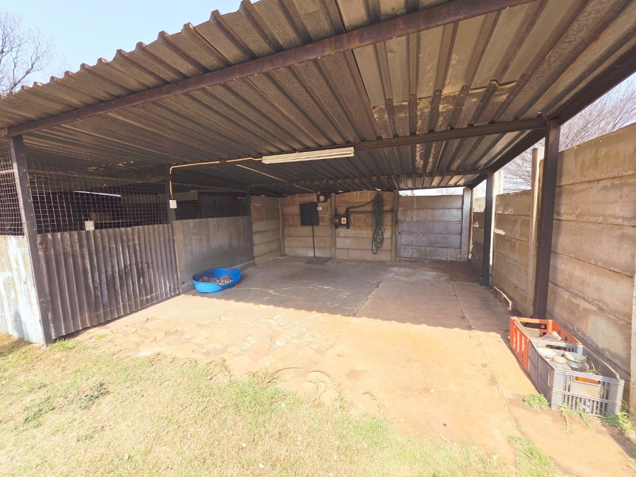 5 Bedroom Property for Sale in Grootvaly Gauteng