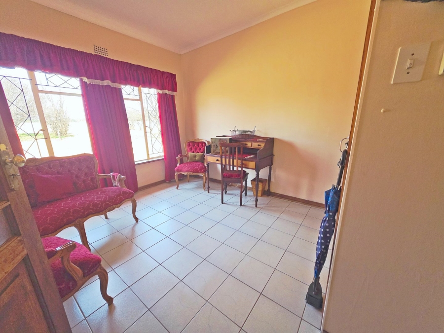 5 Bedroom Property for Sale in Grootvaly Gauteng