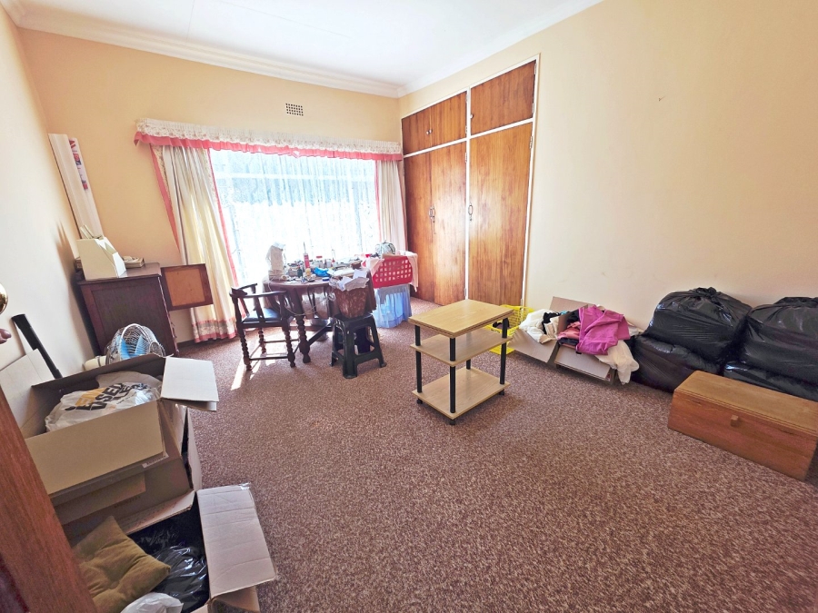 5 Bedroom Property for Sale in Grootvaly Gauteng