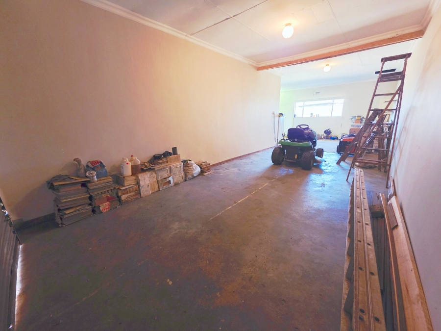 5 Bedroom Property for Sale in Grootvaly Gauteng