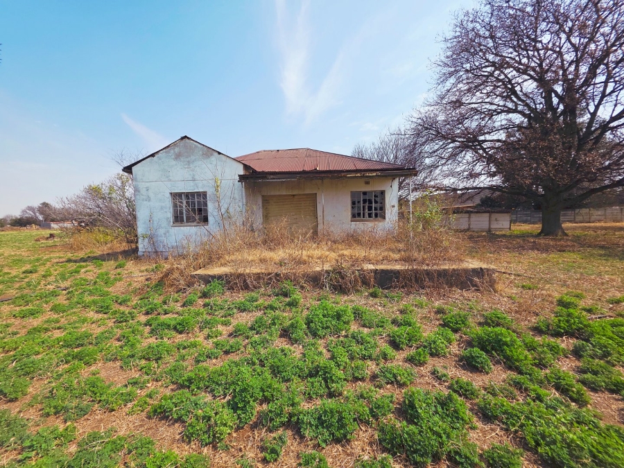 5 Bedroom Property for Sale in Grootvaly Gauteng