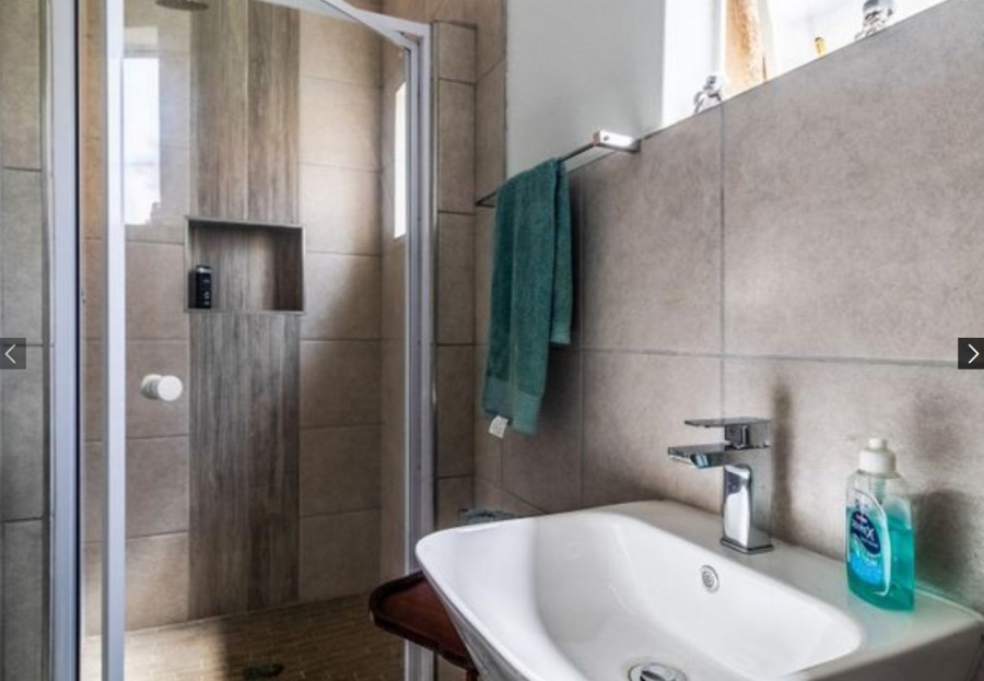 3 Bedroom Property for Sale in Buurendal Gauteng