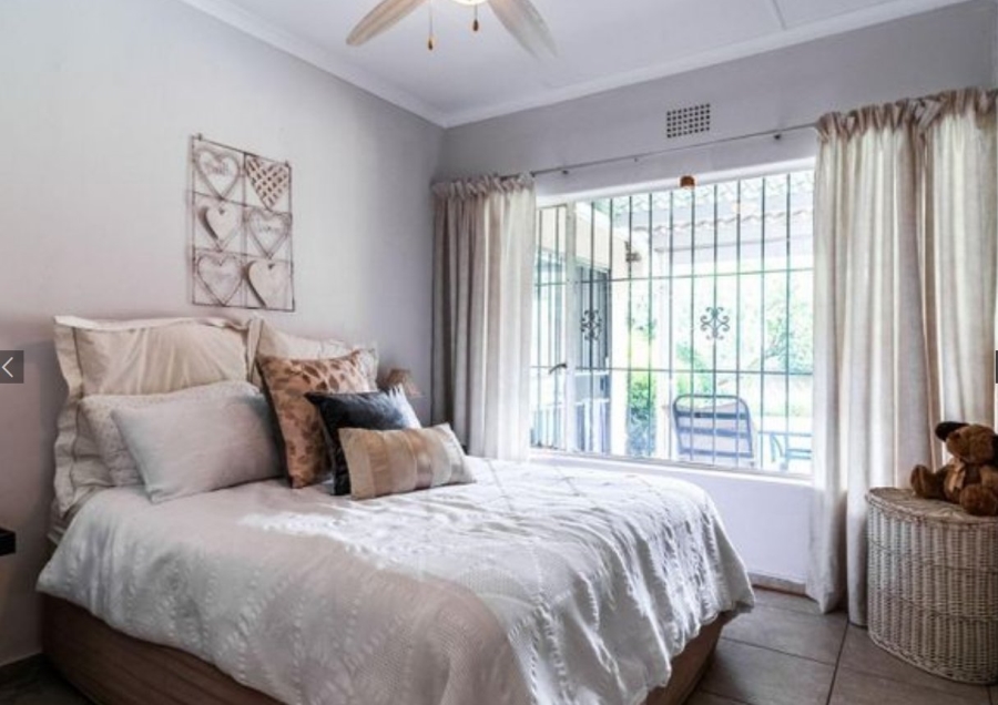 3 Bedroom Property for Sale in Buurendal Gauteng
