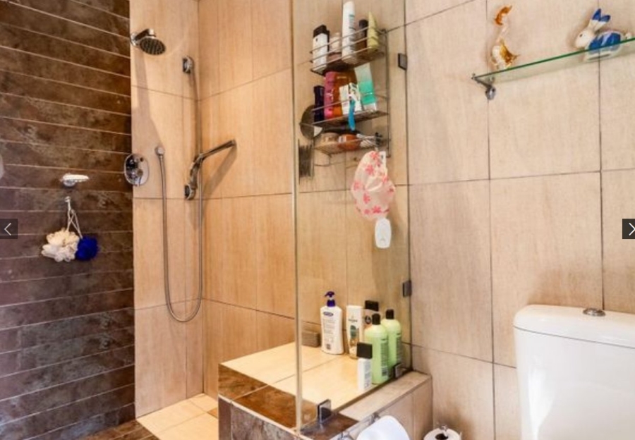 3 Bedroom Property for Sale in Buurendal Gauteng