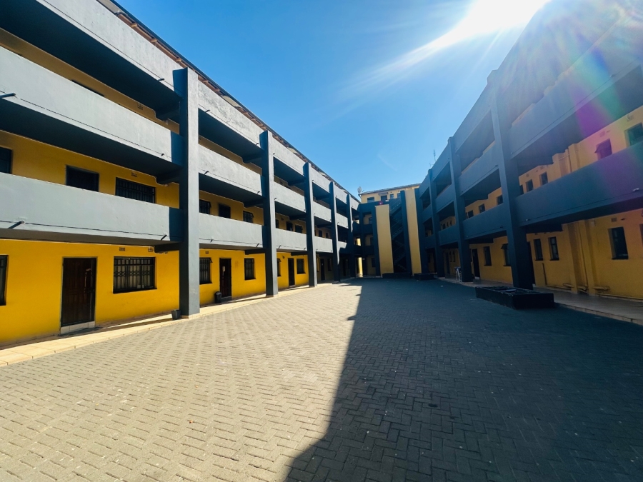 2 Bedroom Property for Sale in Fleurhof Gauteng