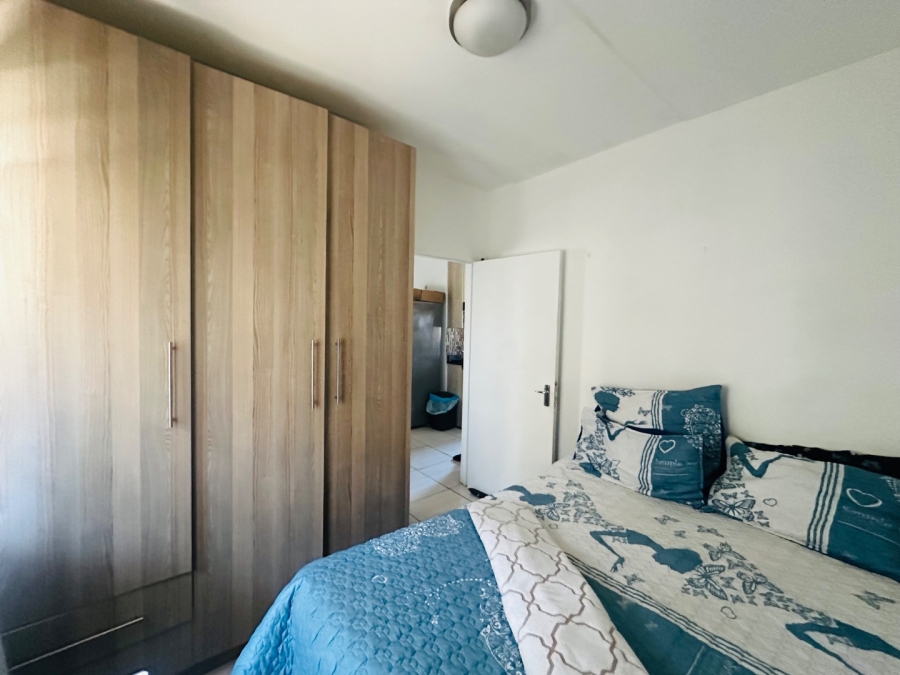 2 Bedroom Property for Sale in Fleurhof Gauteng