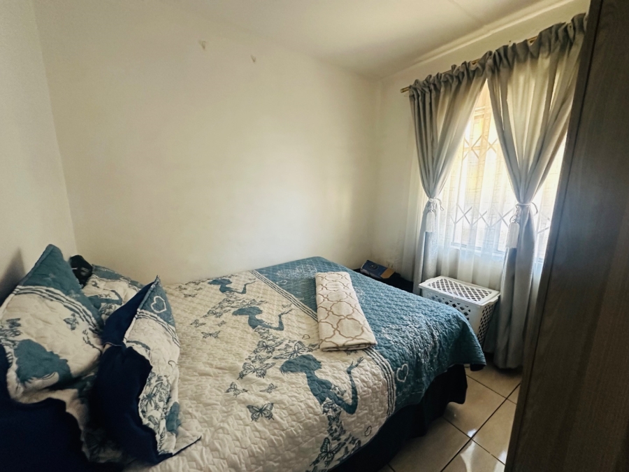 2 Bedroom Property for Sale in Fleurhof Gauteng