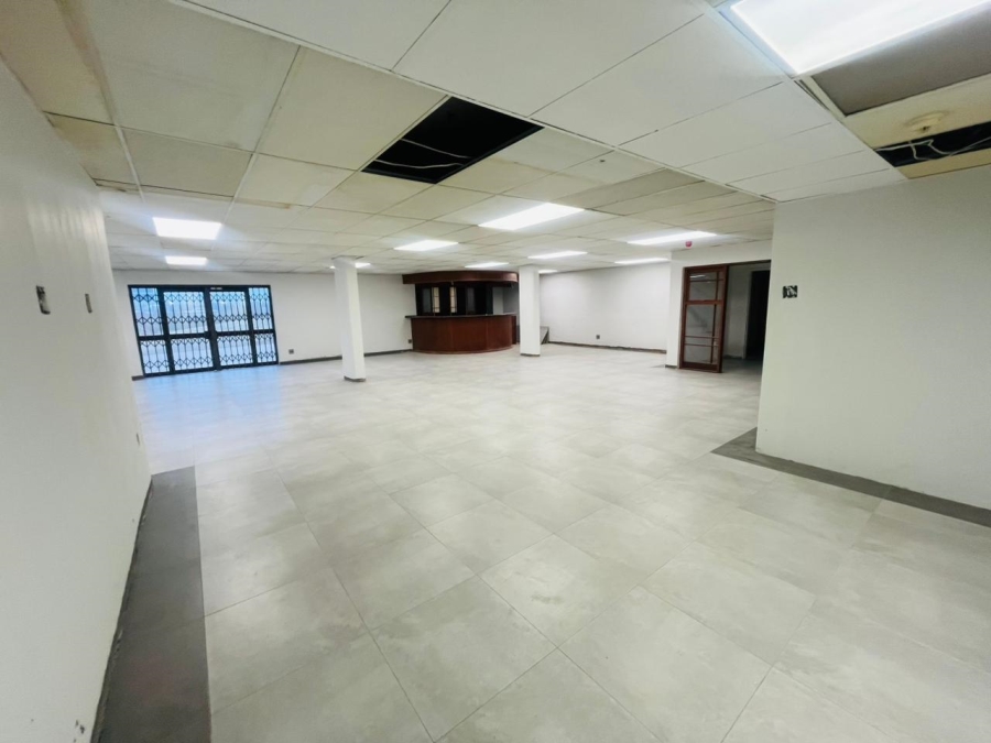  Bedroom Property for Sale in Vorna Valley Gauteng