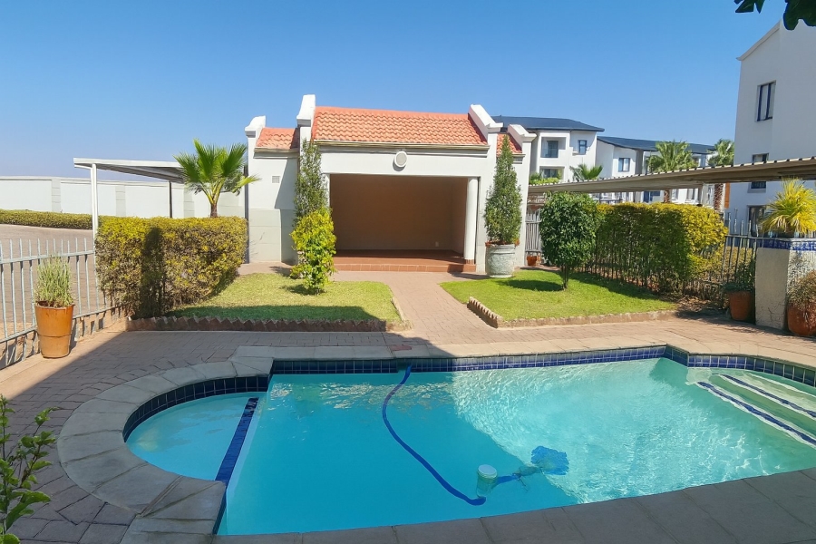 To Let 1 Bedroom Property for Rent in Noordwyk Gauteng