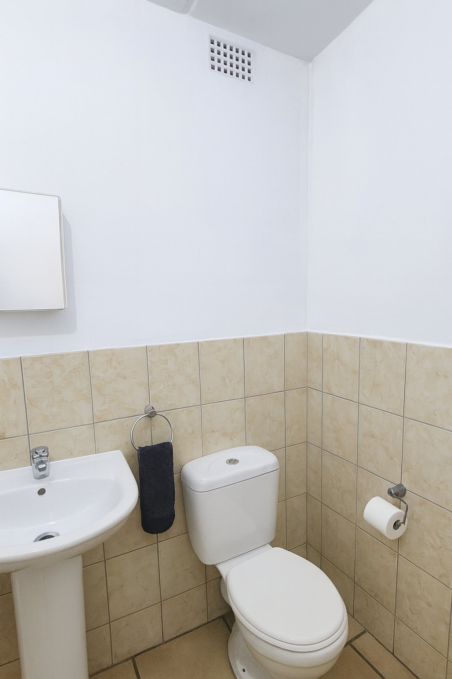 To Let 1 Bedroom Property for Rent in Noordwyk Gauteng