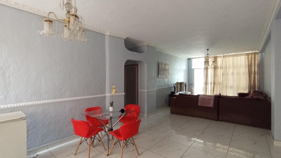 2 Bedroom Property for Sale in Bramley Gauteng